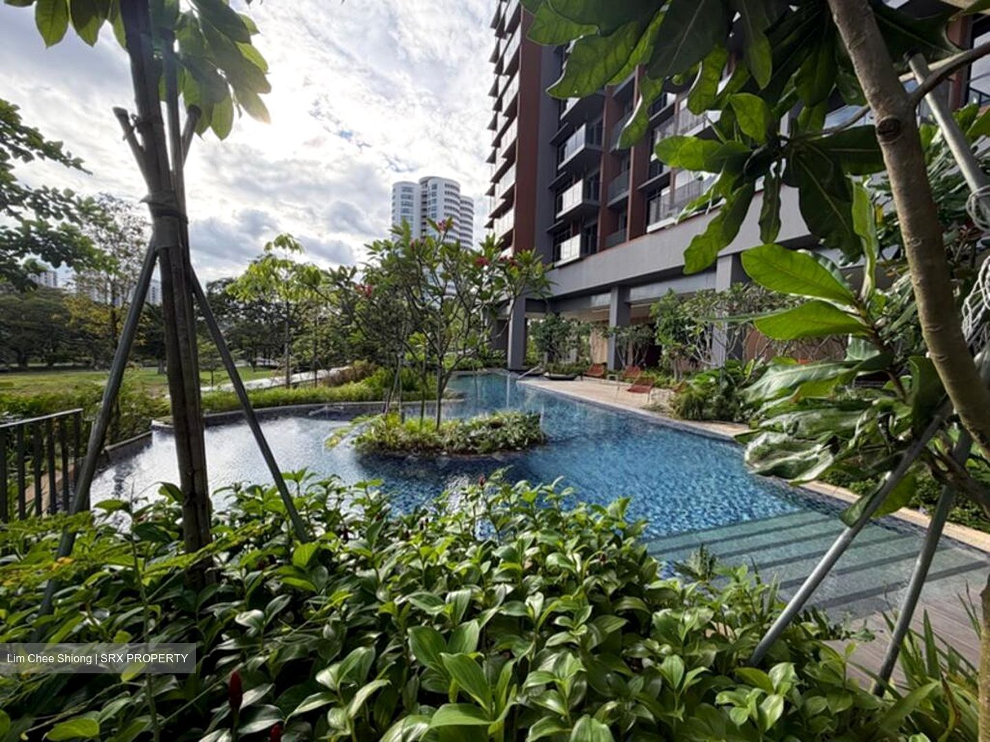 Amo Residence (D20), Apartment #516996681